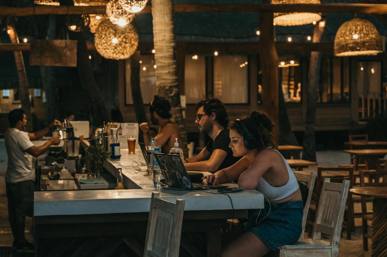 Selina Poc Na Isla Mujeres Hotel Bagian luar foto