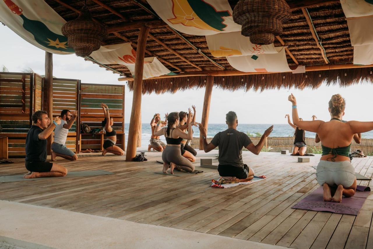 Selina Poc Na Isla Mujeres Hotel Bagian luar foto